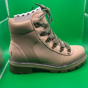 Sorel Beige Lace-Up Rugged Lug Boot